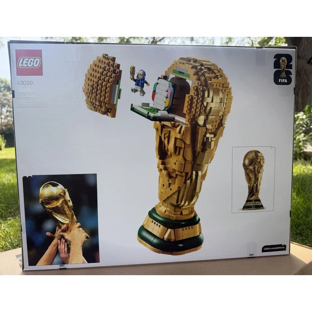 LEGO FIFA World Cup Official Trophy Building Set w/ World Cup 2026 Minifig 43020